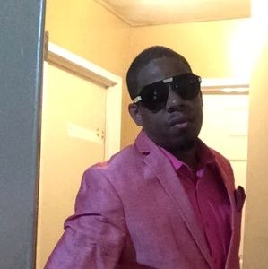 Meet your Posher, Tyrone